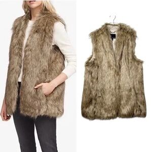 Banana Republic Faux Fur Vest in Brown